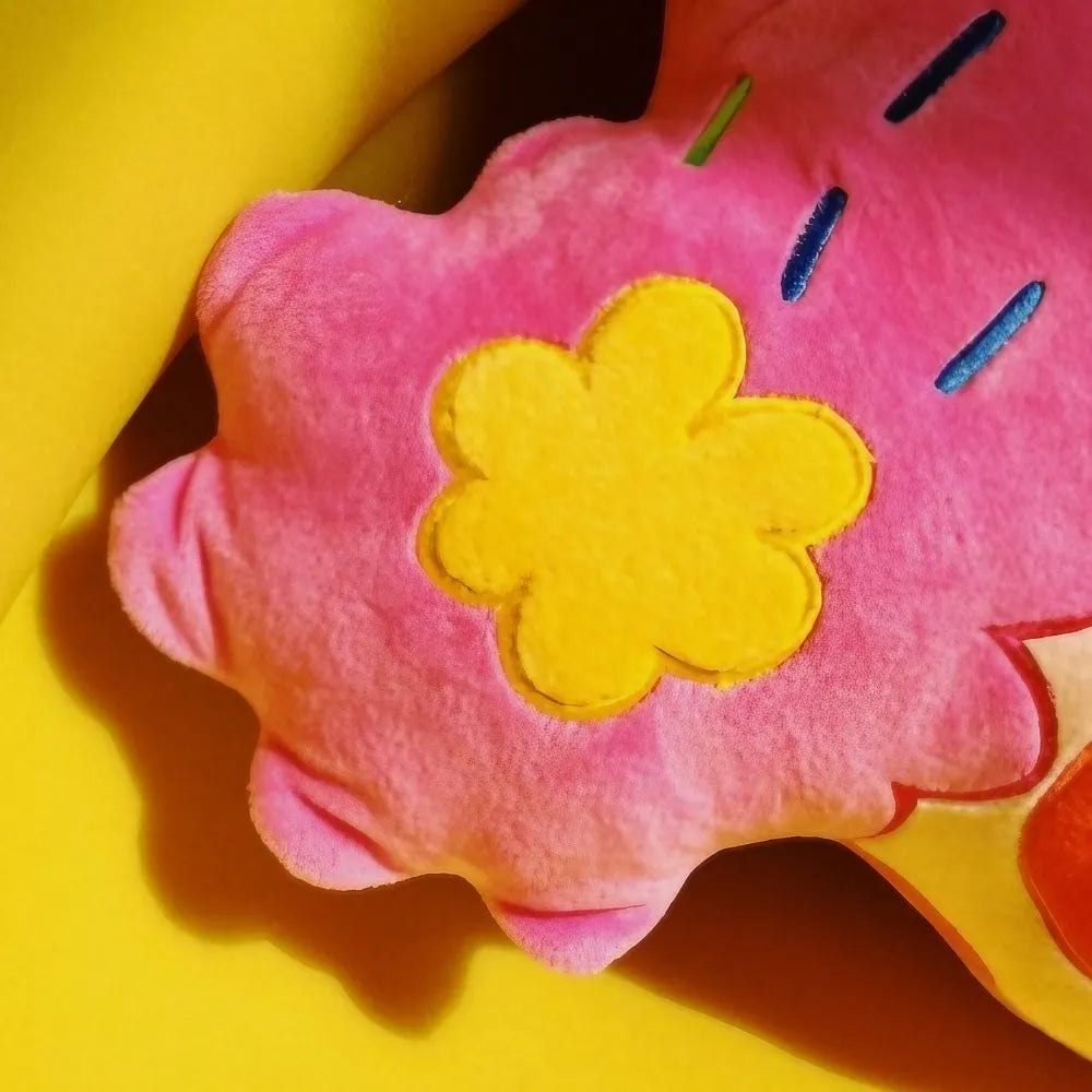 Cute Kawaii King-Themed Diamond Plush Head-Shaped Throw Pillow for Bed and Sofa Cute Kawaii King-Themed Diamond Plush Head-Shaped Throw Pillow for Bed and Sofa