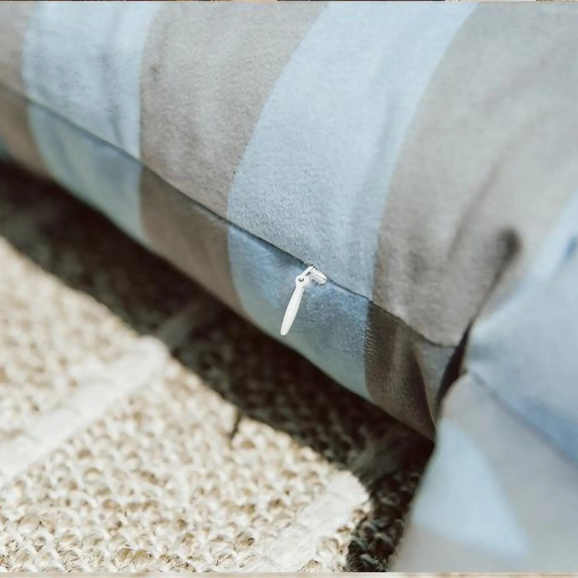 Cute Smiling Long Kawaii Cat Shaped Polyester Throw Pillow for Bed and Sofa Cute Smiling Long Kawaii Cat Shaped Polyester Throw Pillow for Bed and Sofa