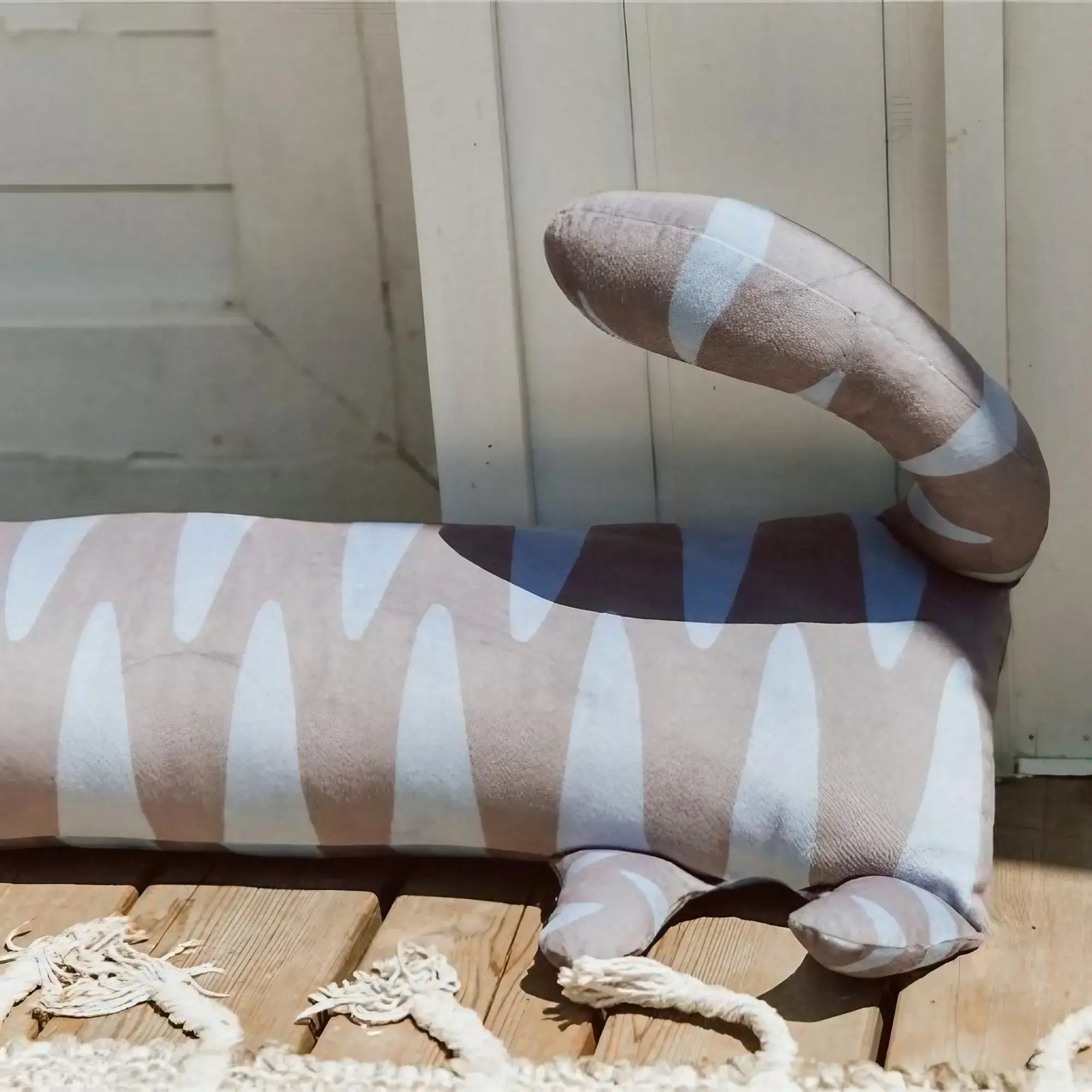 Cute Smiling Long Kawaii Cat Shaped Polyester Throw Pillow for Bed and Sofa Cute Smiling Long Kawaii Cat Shaped Polyester Throw Pillow for Bed and Sofa